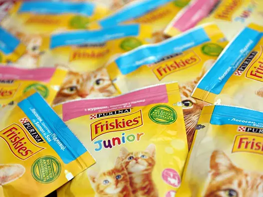 Friskies雀巢旗下喜跃宠物食品logo设计含义及猫粮品牌介绍 