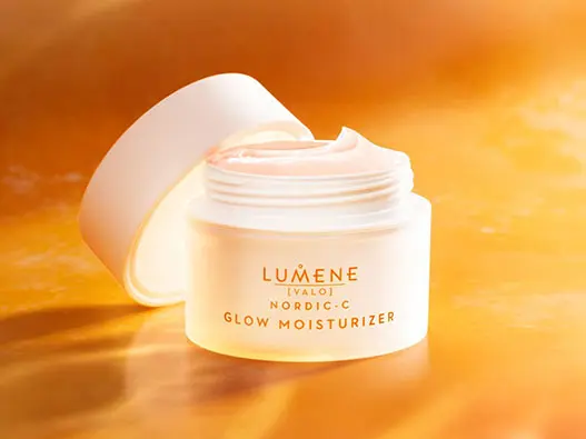 Lumene芬兰优姿婷护肤品logo设计含义及化妆品标志设计理念