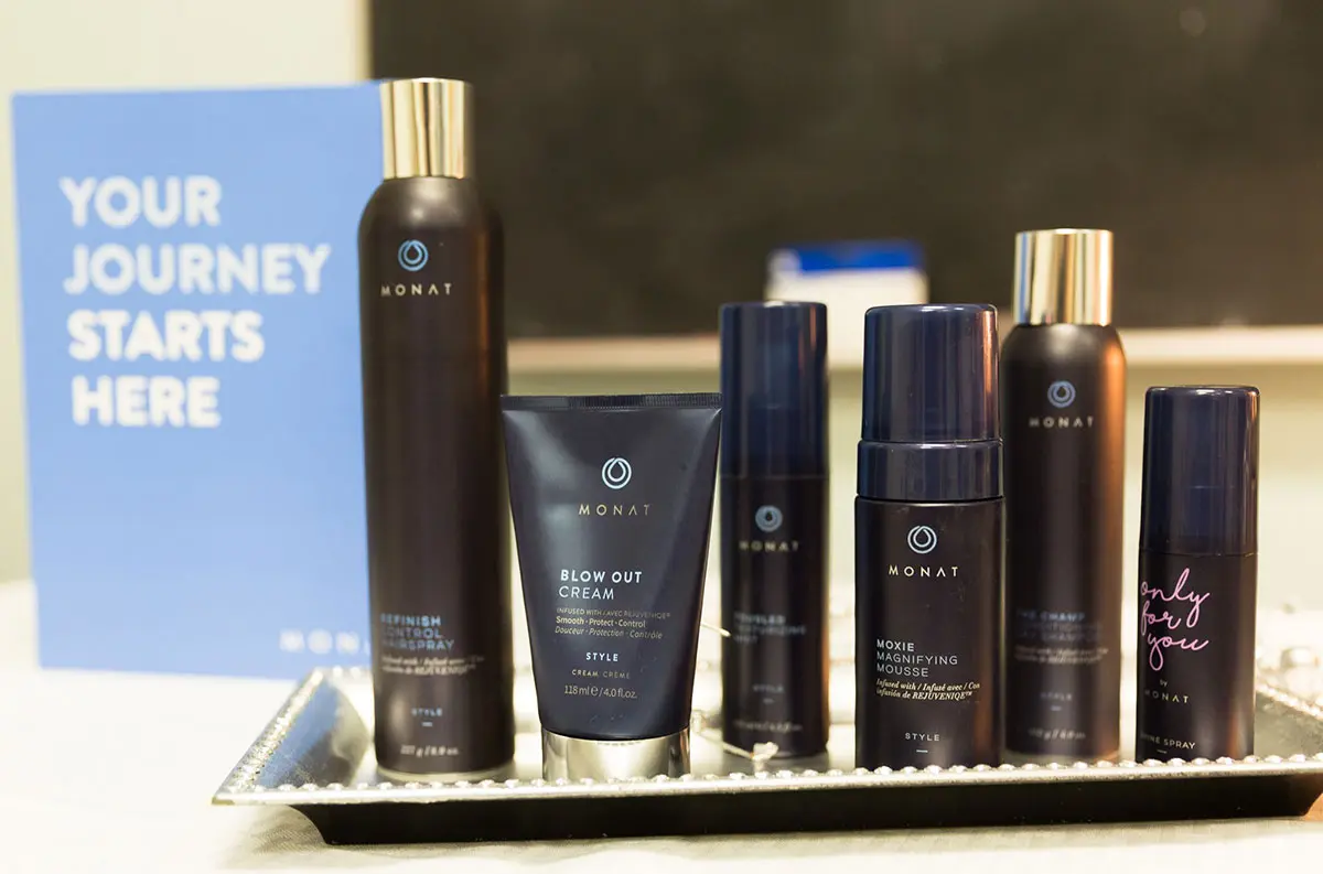 Monat美国护肤护发-Alcora集团logo设计