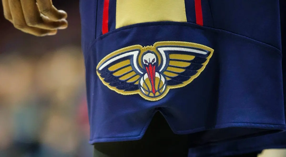 新奥尔良鹈鹕队标识设计-NBA标志设计公司